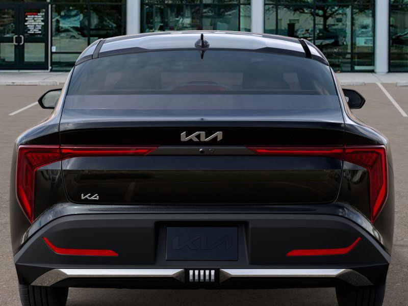 2025 Kia K4 LXS photo 12