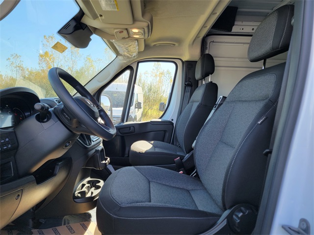 2025 Ram ProMaster 2500 photo 13