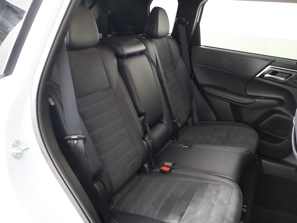 2024 Mitsubishi Outlander SE Ralliart photo 30