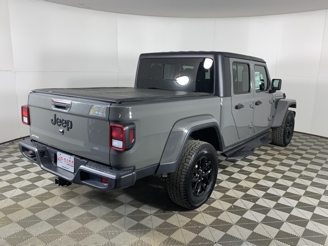 2023 Jeep Gladiator Sport S photo 4