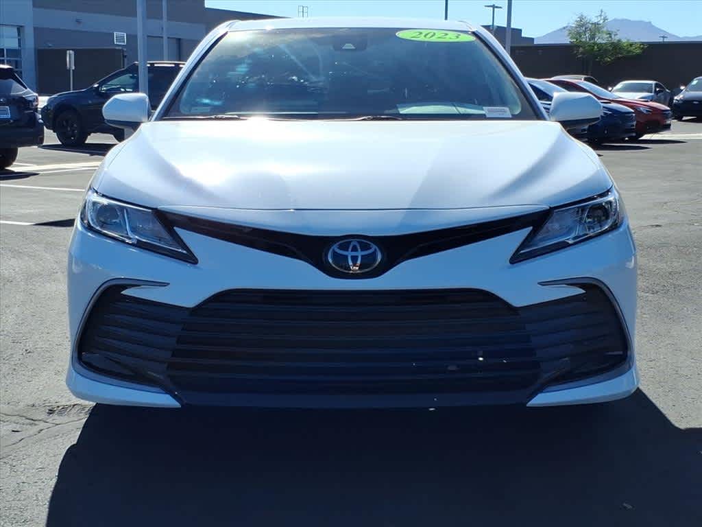 2023 Toyota Camry LE photo 2