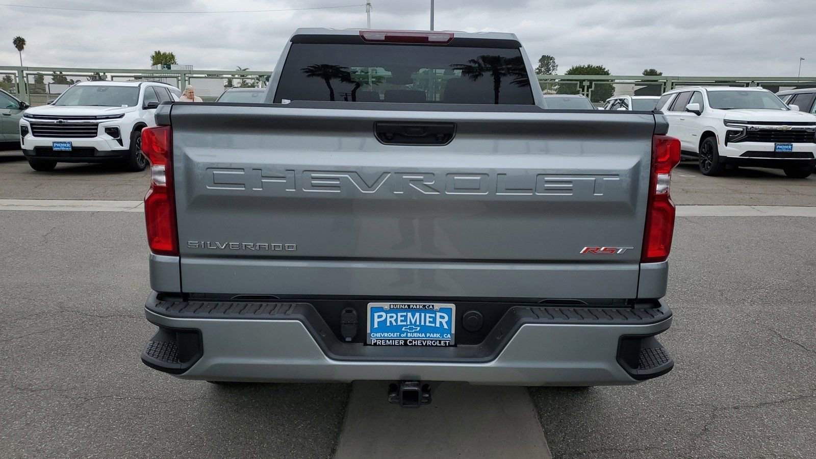 2025 Chevrolet Silverado 1500 RST photo 4