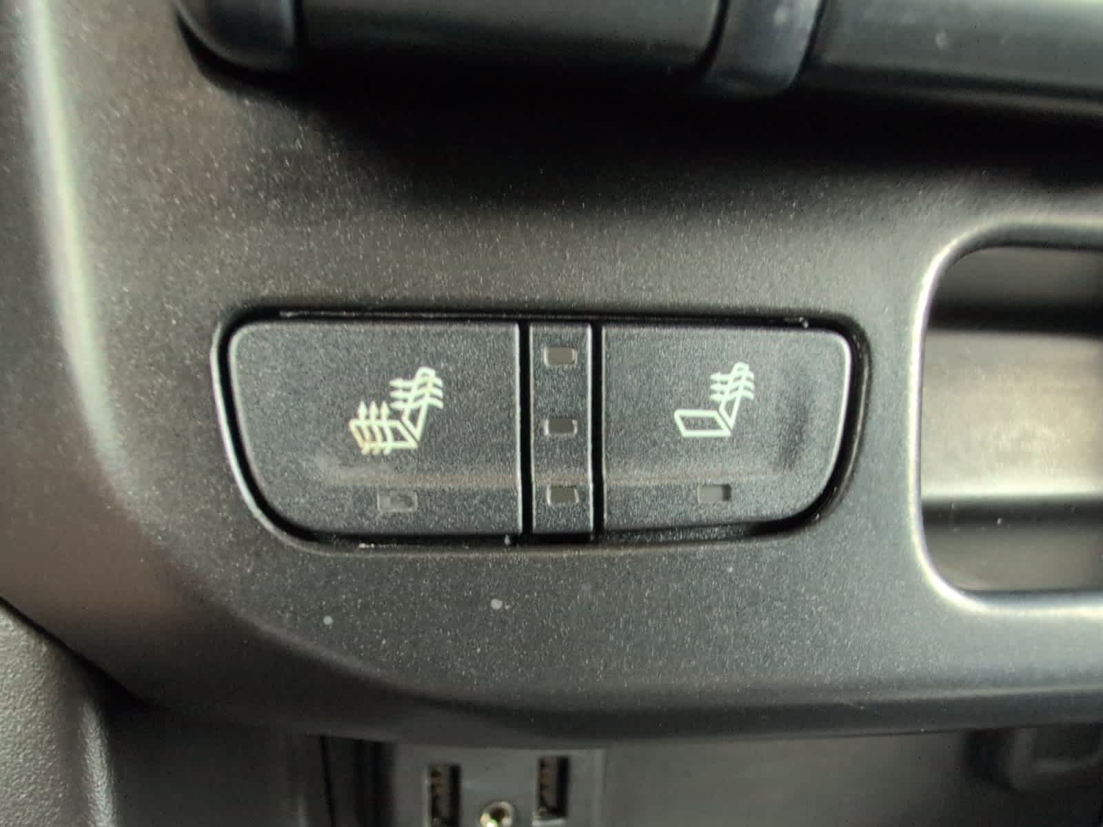 2022 Gmc Canyon AT4 photo 2