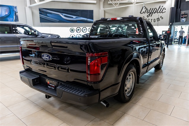 2025 Ford F-150 XL photo 9