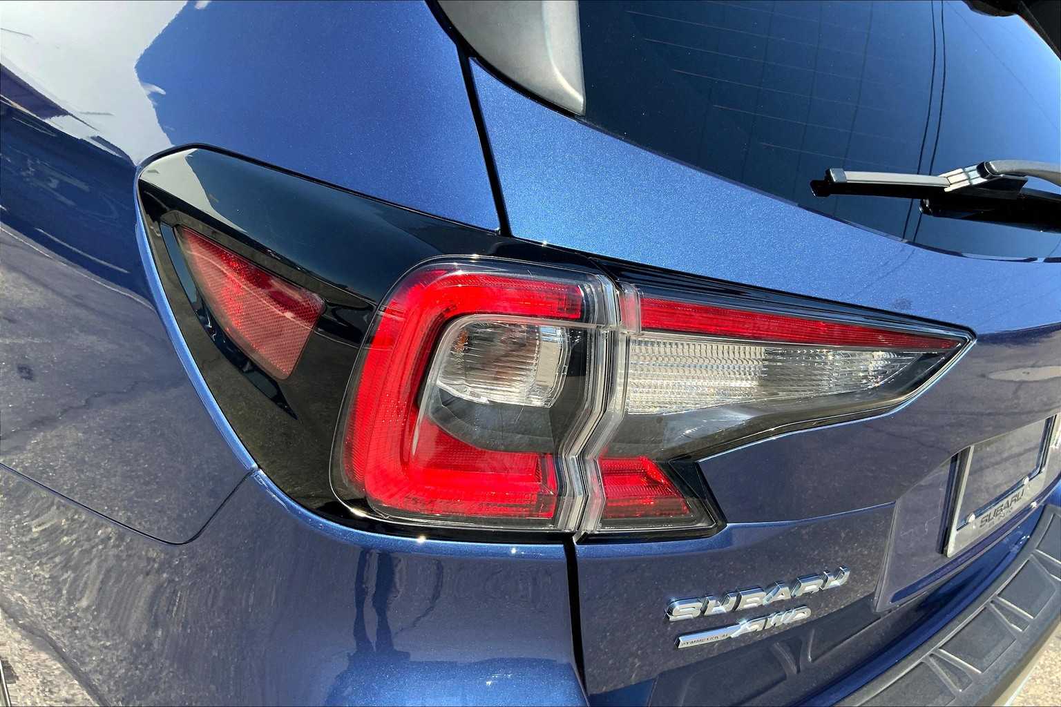 2021 Subaru Outback Limited photo 26