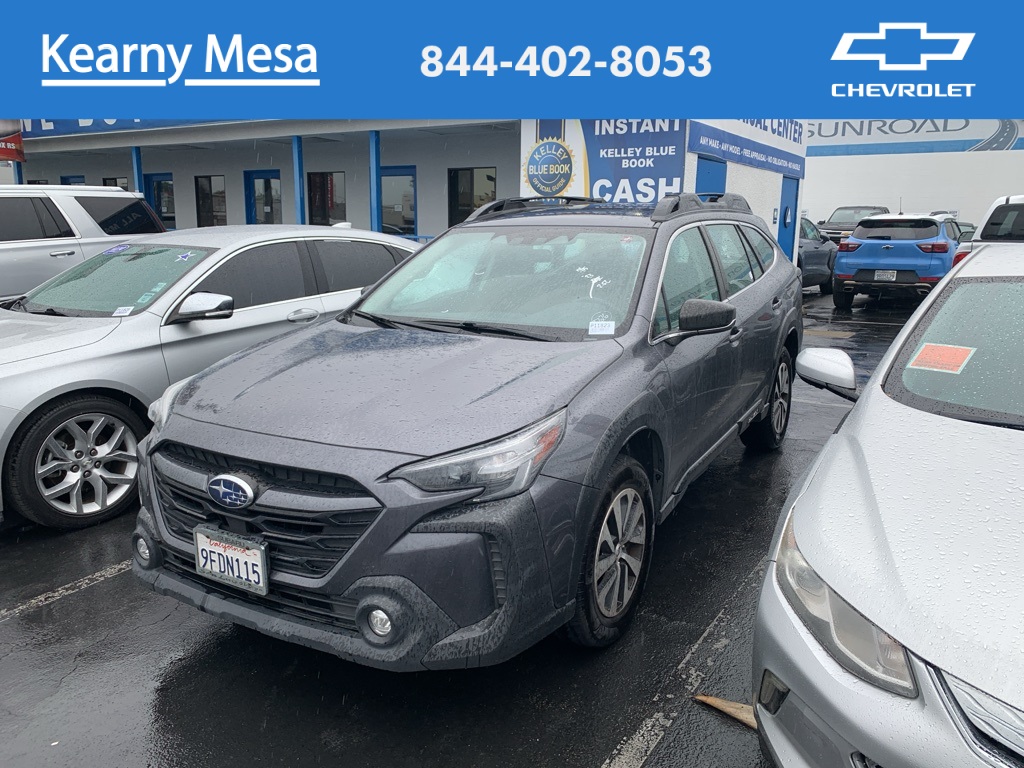 2023 Subaru Outback Base's photo