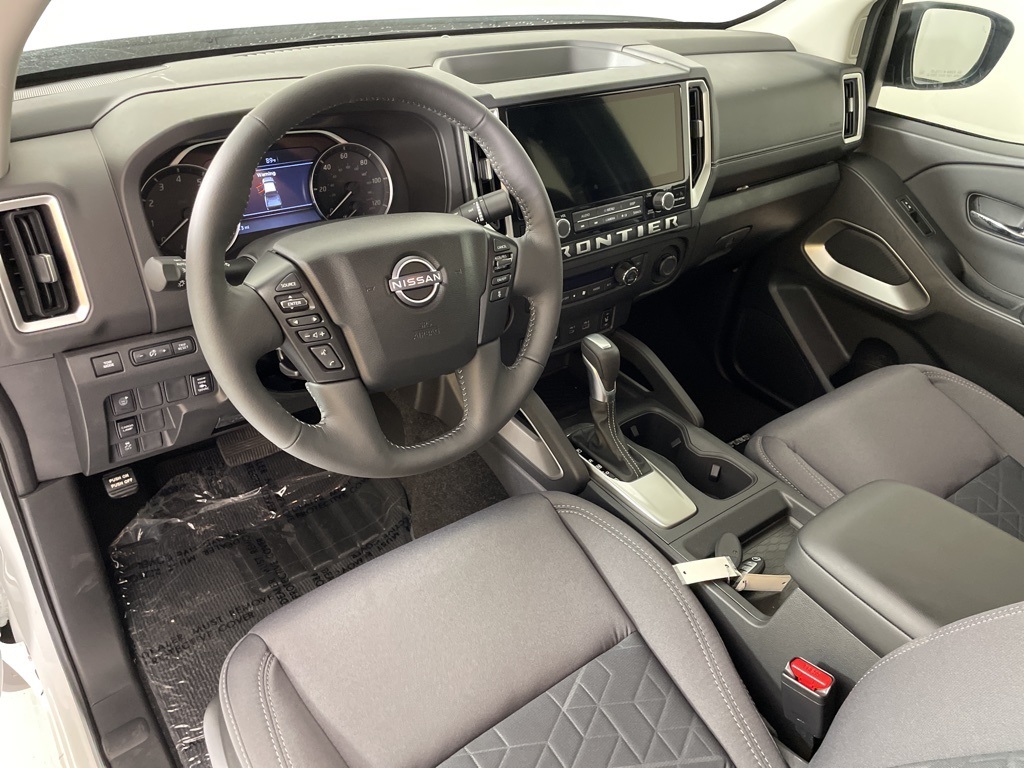 2025 Nissan Frontier King Cab SV photo 36