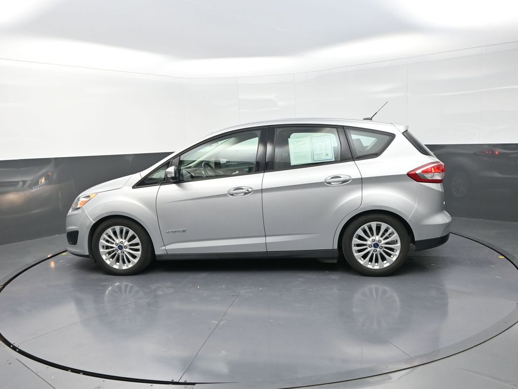 2017 Ford C-Max Hybrid SE photo 4