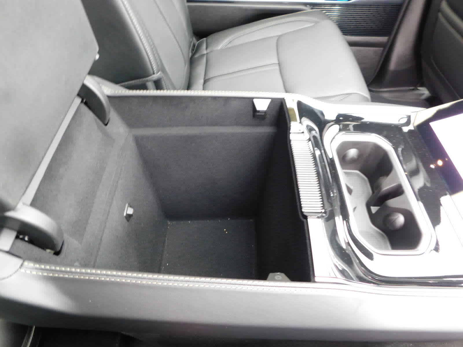2024 Jeep Grand Wagoneer L Base photo 53