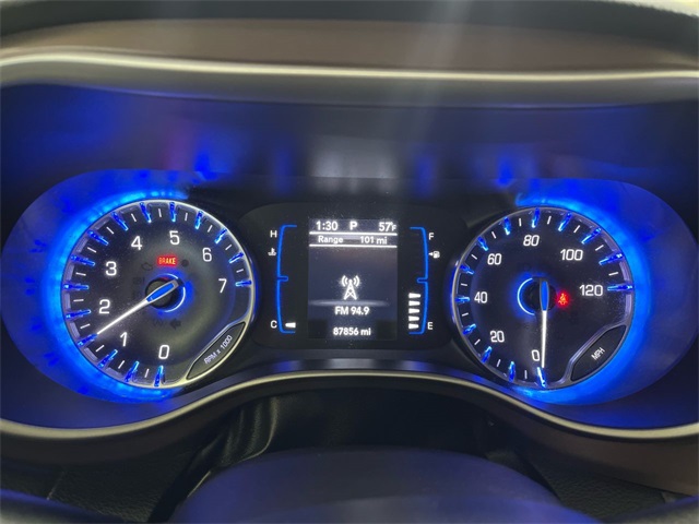 2021 Chrysler Voyager LXi photo 15
