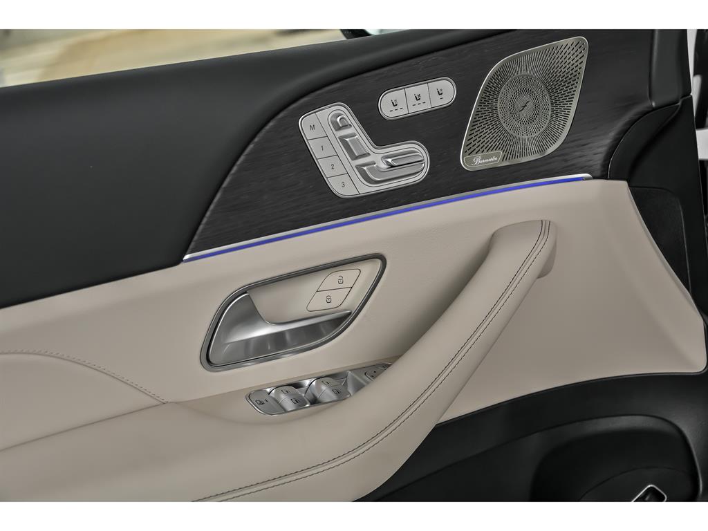 2026 Mercedes Benz GLE 450 4MATIC photo 3