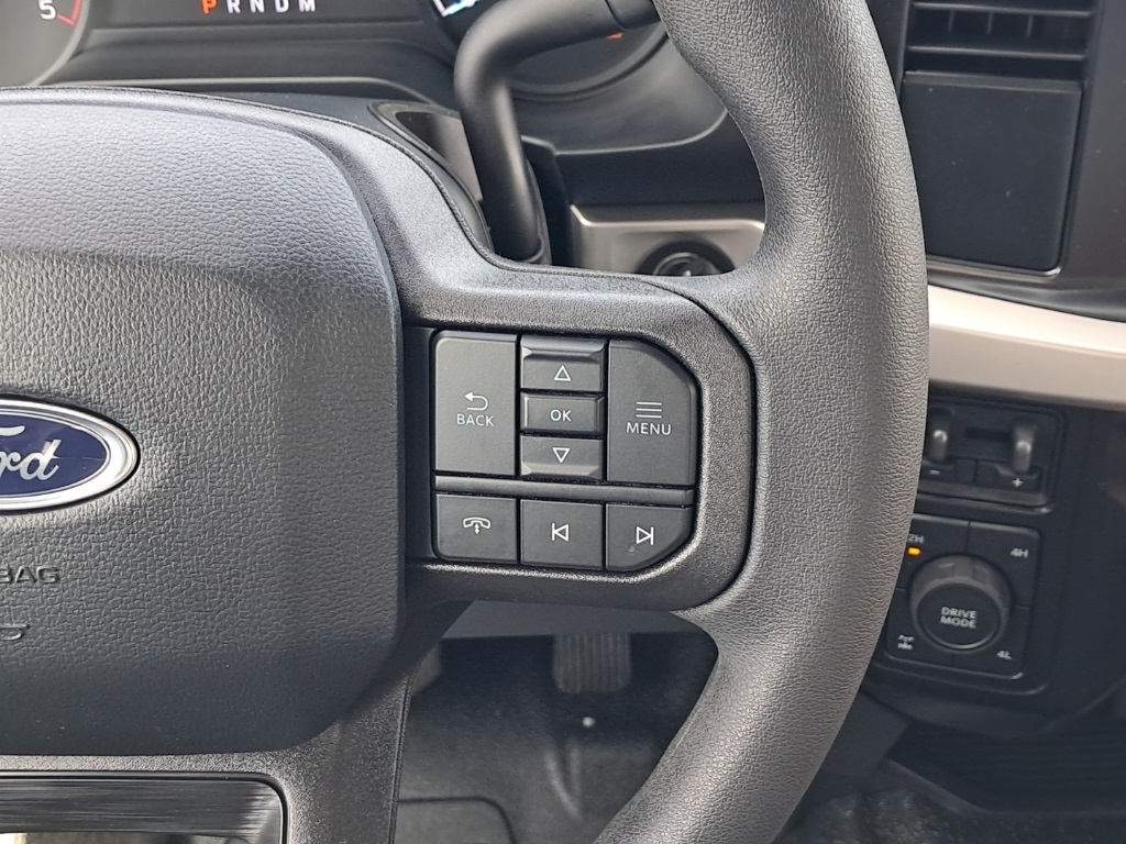 2025 Ford F-250 XLT photo 16