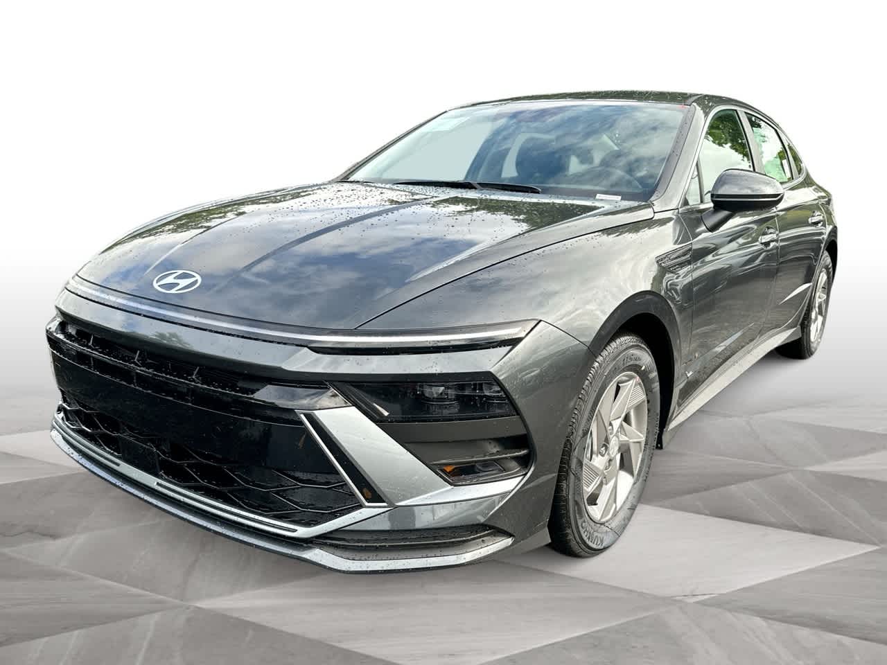 2026 Hyundai Sonata SE's photo