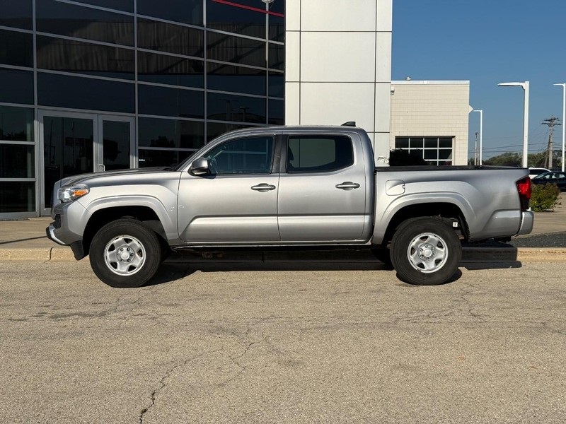 2021 Toyota Tacoma SR photo 6