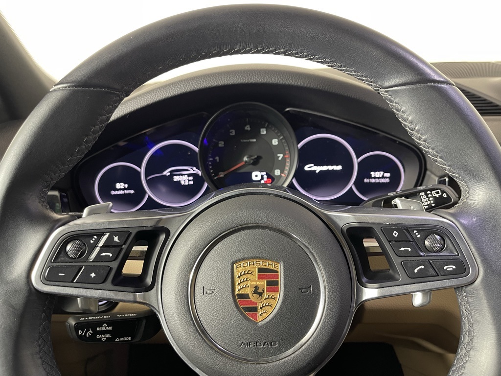 2022 Porsche Cayenne Base photo 20