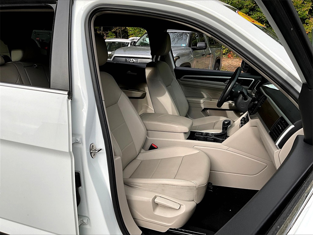2022 Volkswagen Atlas V6 SE Technology photo 10