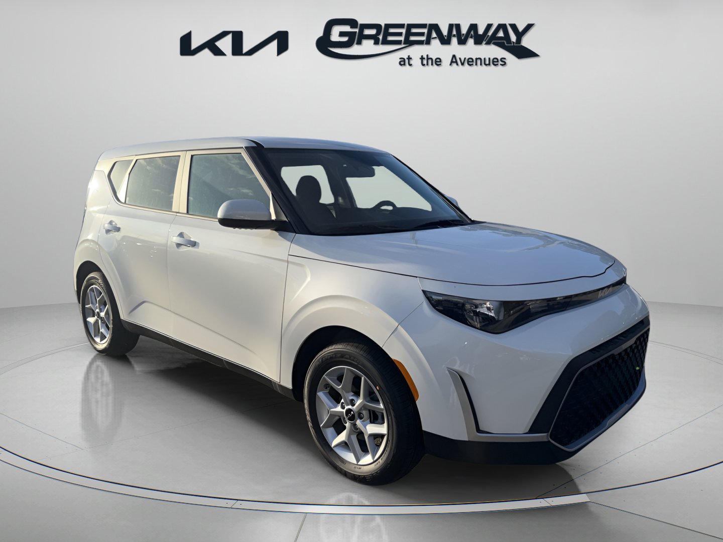 2025 Kia Soul LX's photo