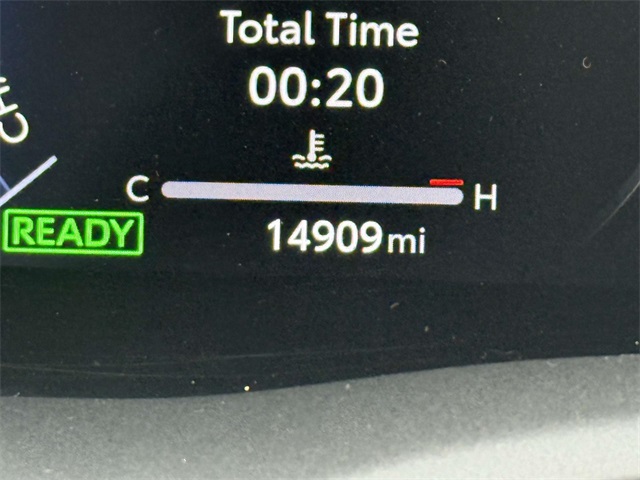 2025 Toyota Camry XLE photo 25
