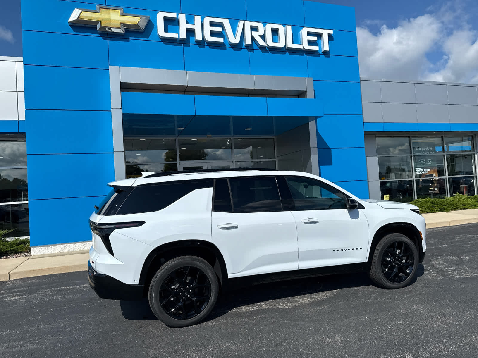 2026 Chevrolet Traverse RS photo 14