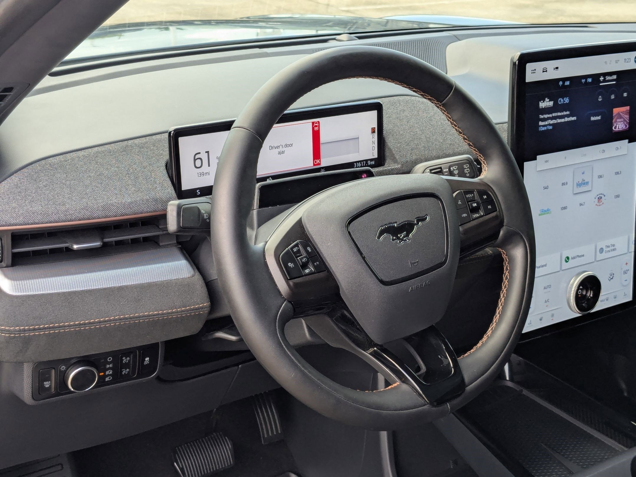 2023 Ford Mustang Mach-E GT photo 13