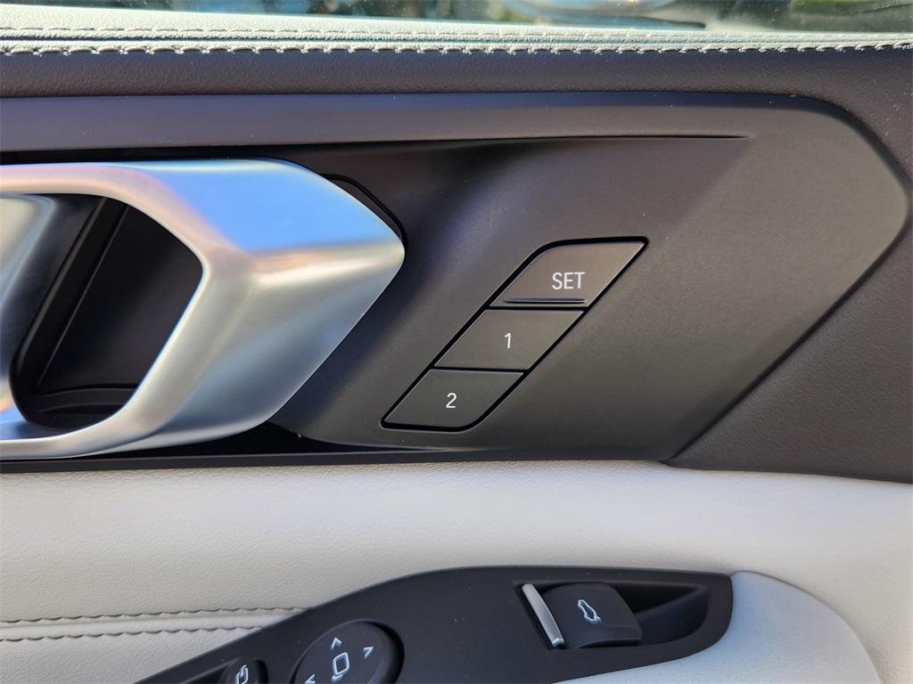2026 Bmw X5 xDrive50e photo 16