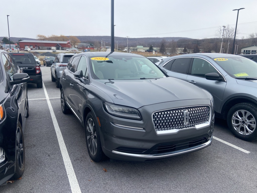 2023 Lincoln Nautilus Reserve's photo