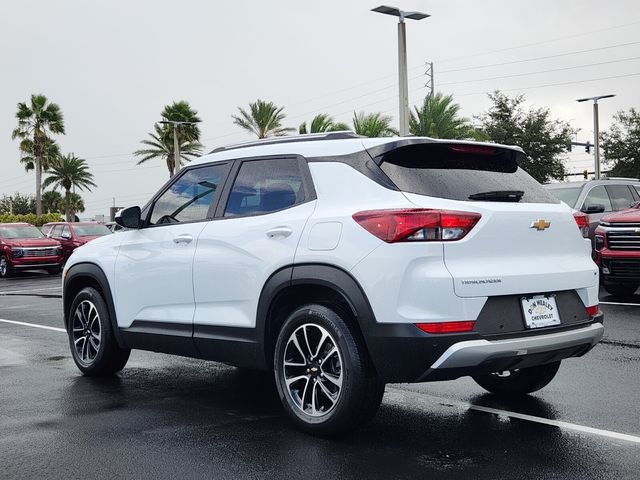 2024 Chevrolet Trailblazer LT photo 4