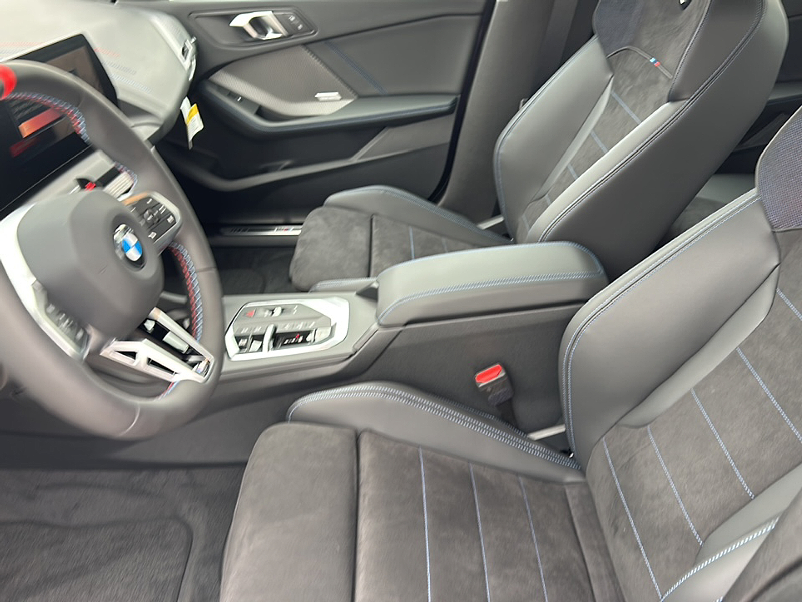 2025 Bmw M235i photo 4