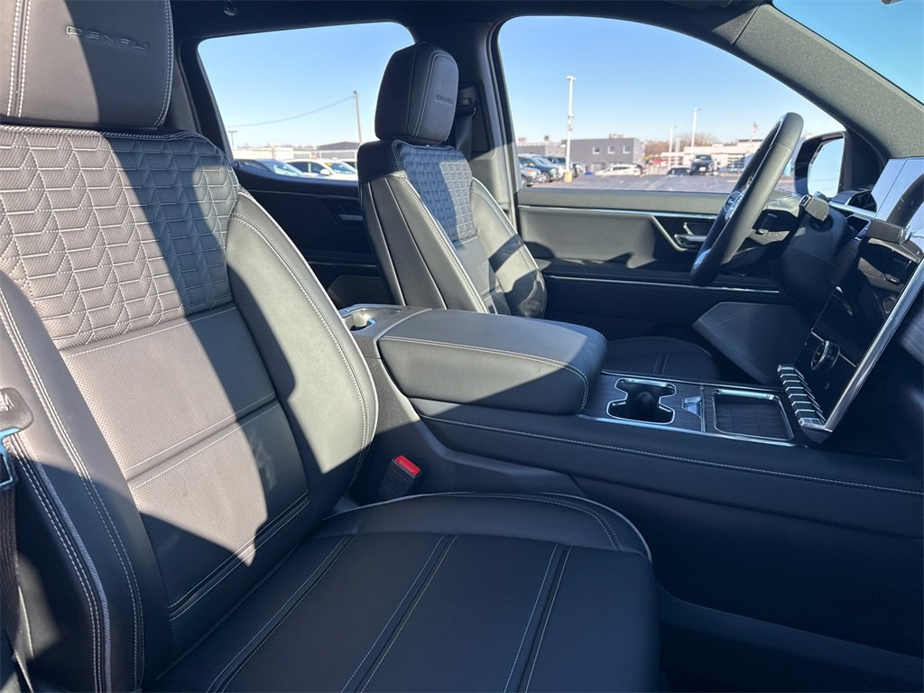 2025 GMC SIERRA - Image 39