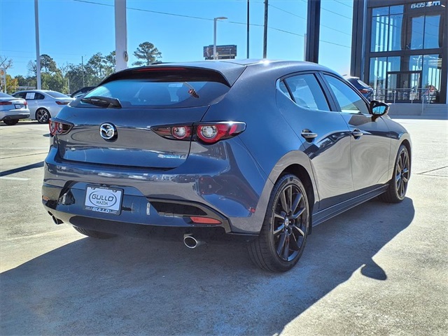 2024 Mazda Mazda3 2.5 s Carbon photo 2