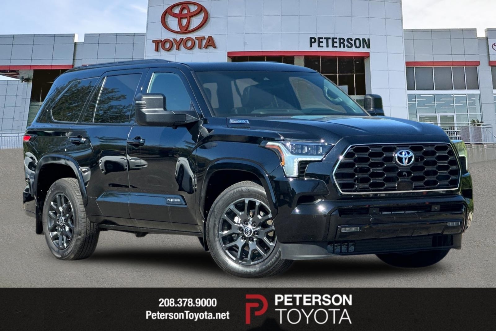 2024 Toyota Sequoia Platinum's photo
