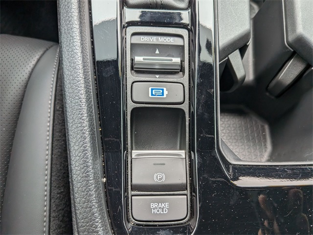 2025 Honda Accord Hybrid Sport-L photo 17