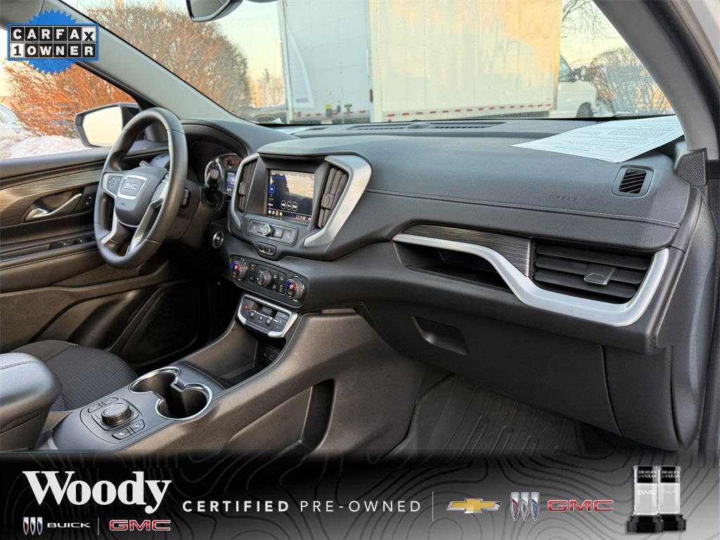 2023 GMC TERRAIN - Image 36