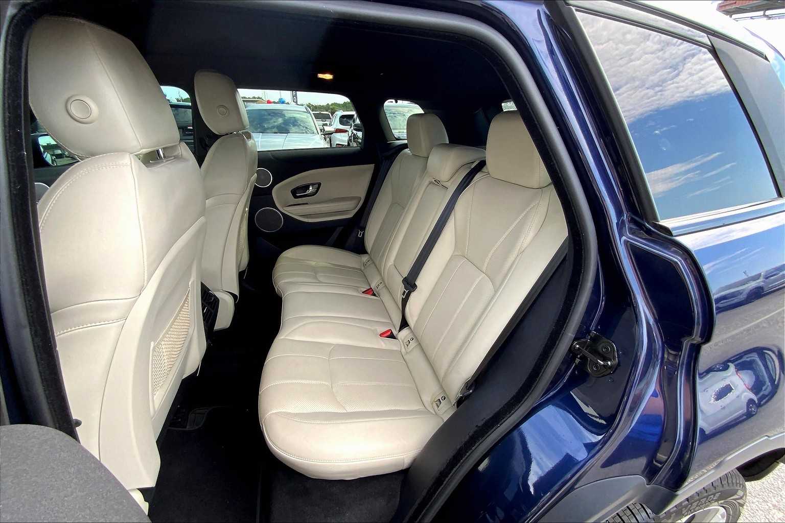 2018 Land Rover Range Rover Evoque HSE Dynamic photo 20