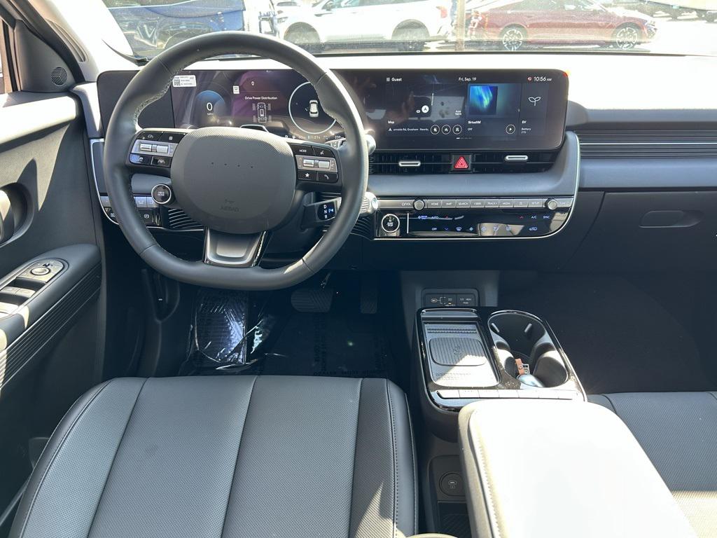 2025 Hyundai Ioniq 5 SE Standard Range photo 23