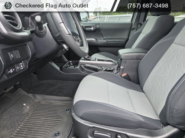 2020 Toyota Tacoma TRD Off-Road 4x4 photo 18