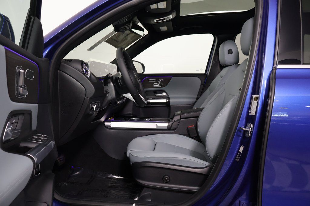 2026 Mercedes Benz GLB 250 photo 5