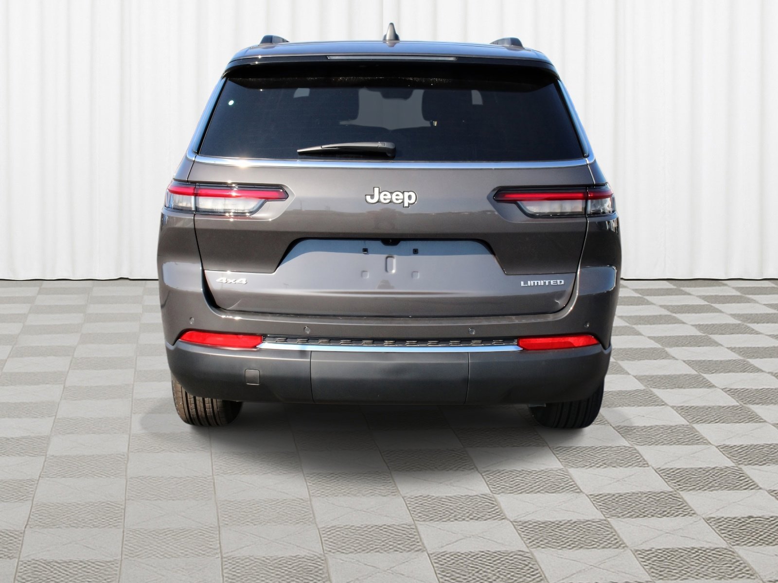 2025 Jeep Grand Cherokee Limited photo 14