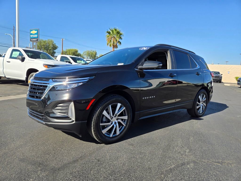 2024 Chevrolet Equinox LT photo 2