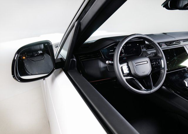 2025 Land Rover Range Rover Sport SE photo 19