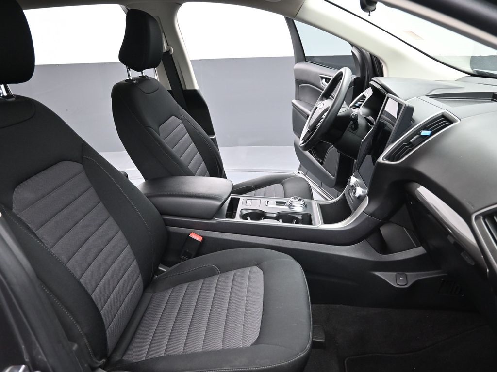 2023 Ford Edge SE photo 24