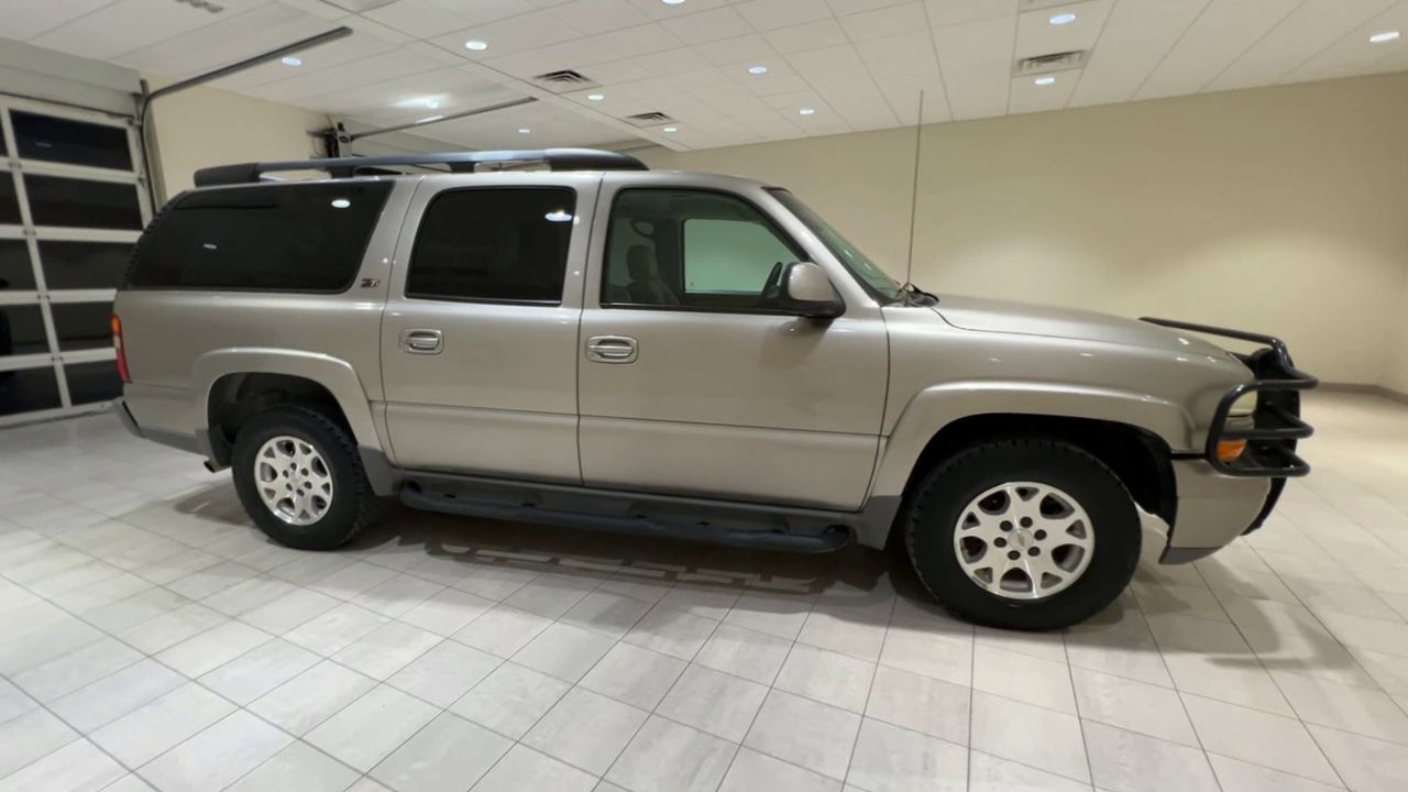 2003 Chevrolet Suburban Z71 photo 28