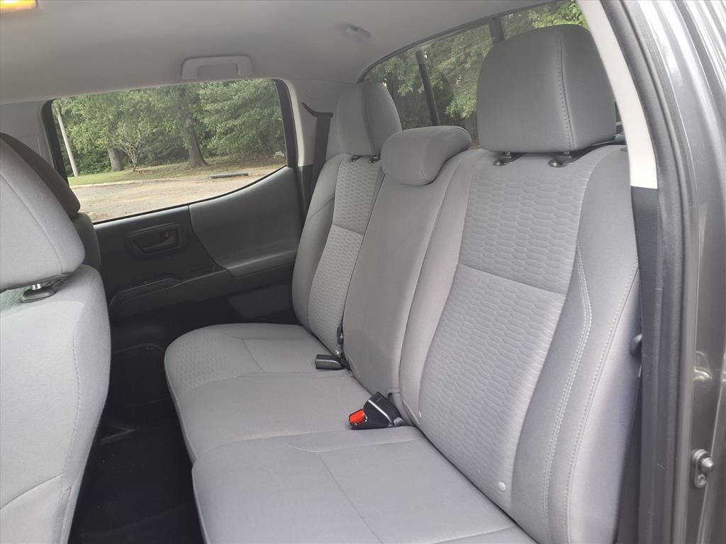 2019 Toyota Tacoma SR photo 9
