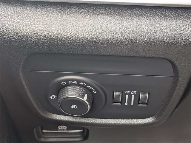 2025 Jeep Grand Cherokee Limited photo 21