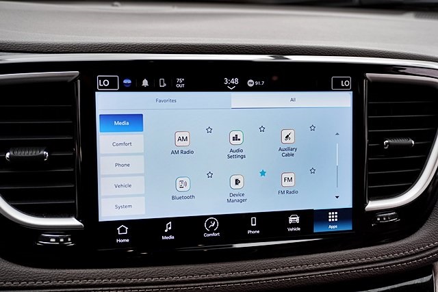 2021 Chrysler Pacifica Touring photo 28