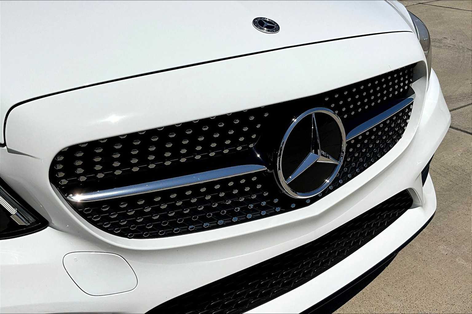 2023 Mercedes Benz C 300 AMG photo 29