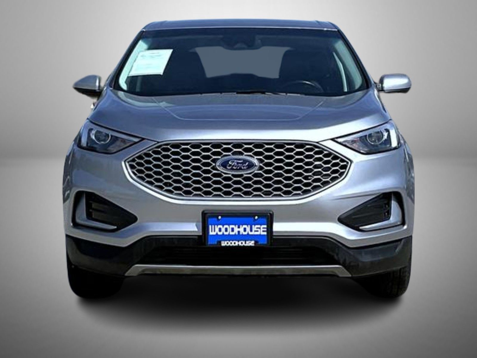 2024 Ford Edge SEL photo 2