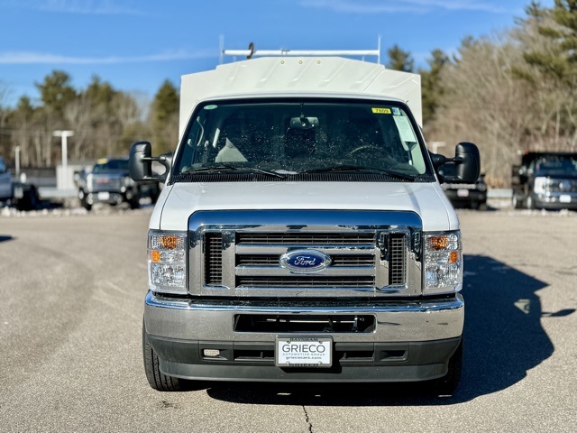 2025 Ford E-350 Base photo 10