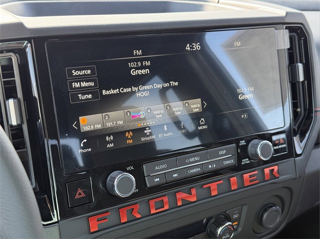 2025 Nissan Frontier PRO-4X photo 18