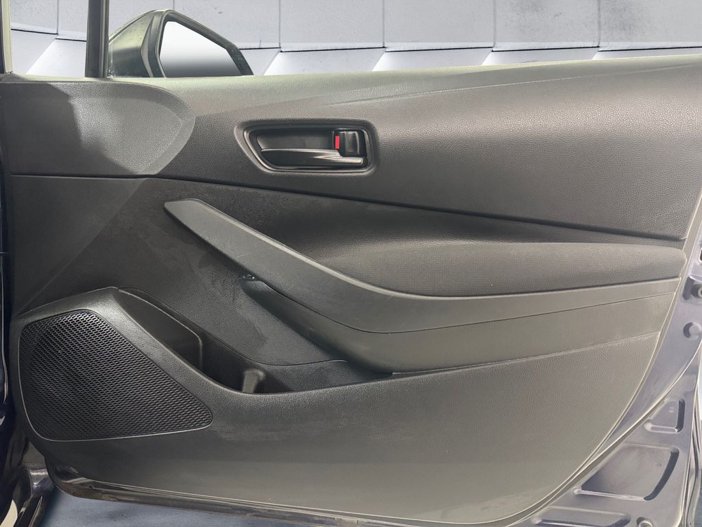 2023 Toyota Corolla LE photo 15